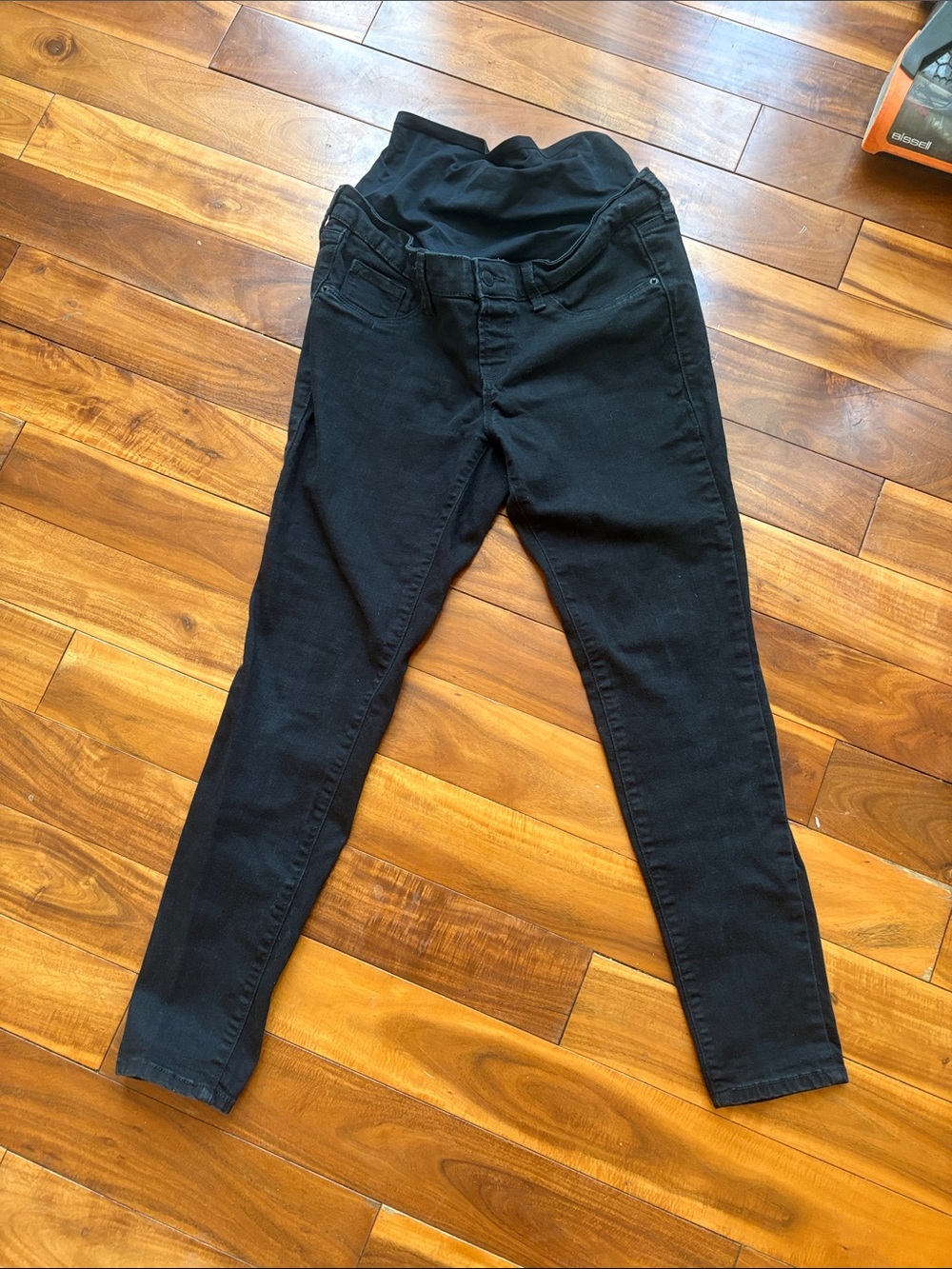 Old Navy Black Skinny Maternity Jeans